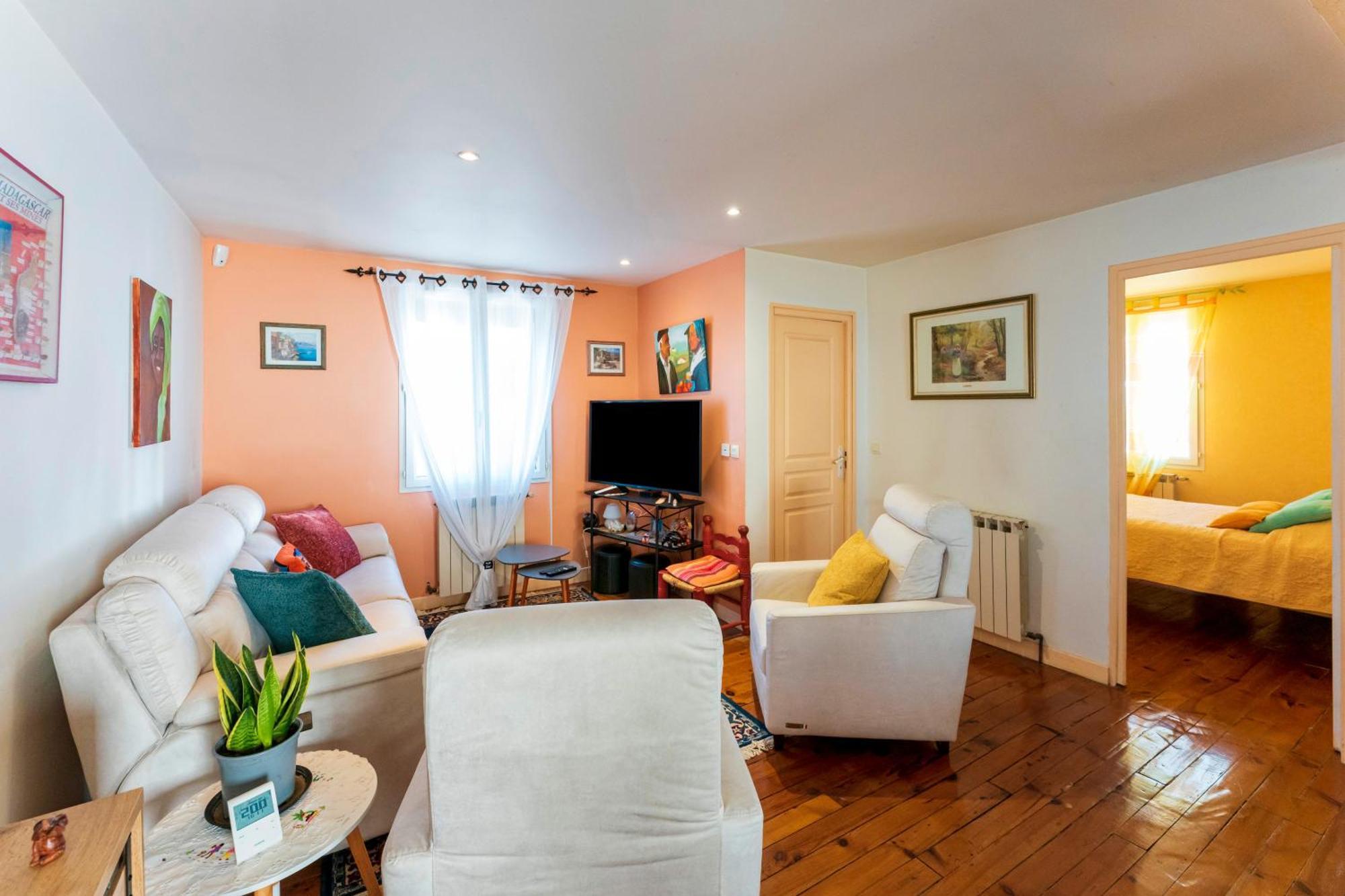 Hébergement de vacances Maison De *